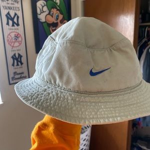 Vintage Nike Bucket Hat